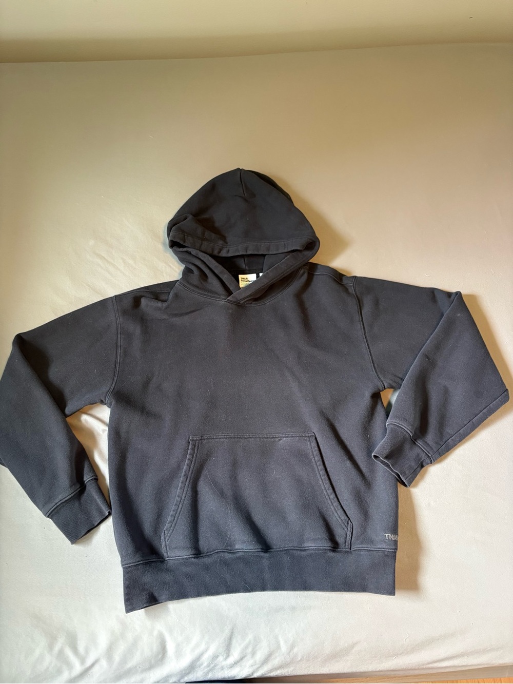 Aritzia perfect fit hoodie size medium